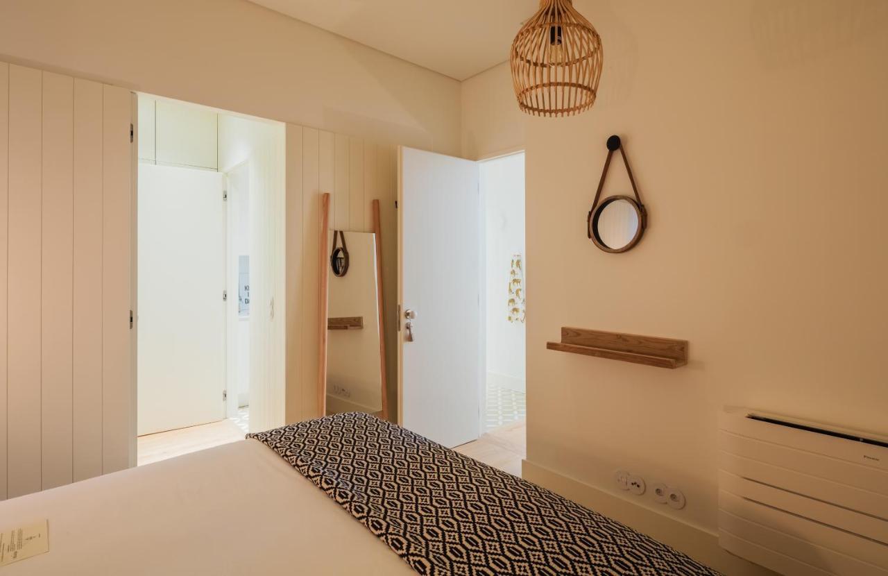 Deluxe One-Bedroom Apartment