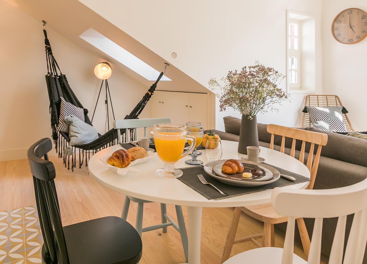 Deluxe One-Bedroom Apartment Mezzanine Top Floor