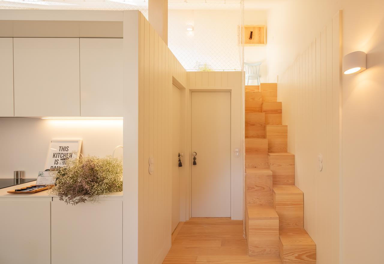 Deluxe One-Bedroom Apartment Mezzanine Top Floor