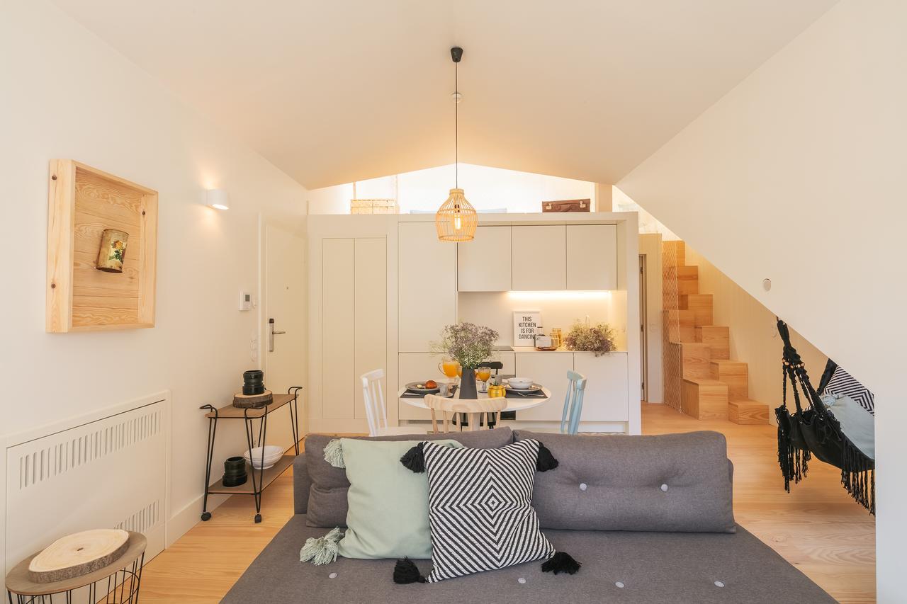 Deluxe One-Bedroom Apartment Mezzanine Top Floor